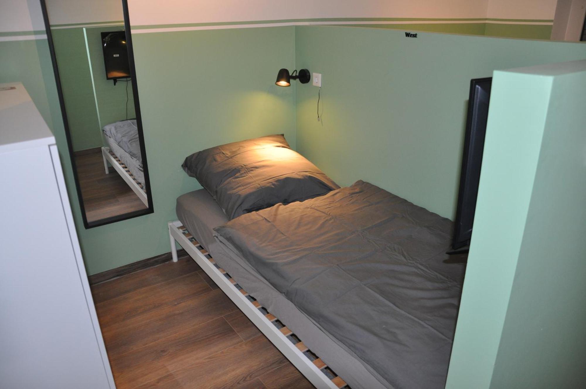 Monteurzimmer Karma Gelsenkirchen Kamer foto